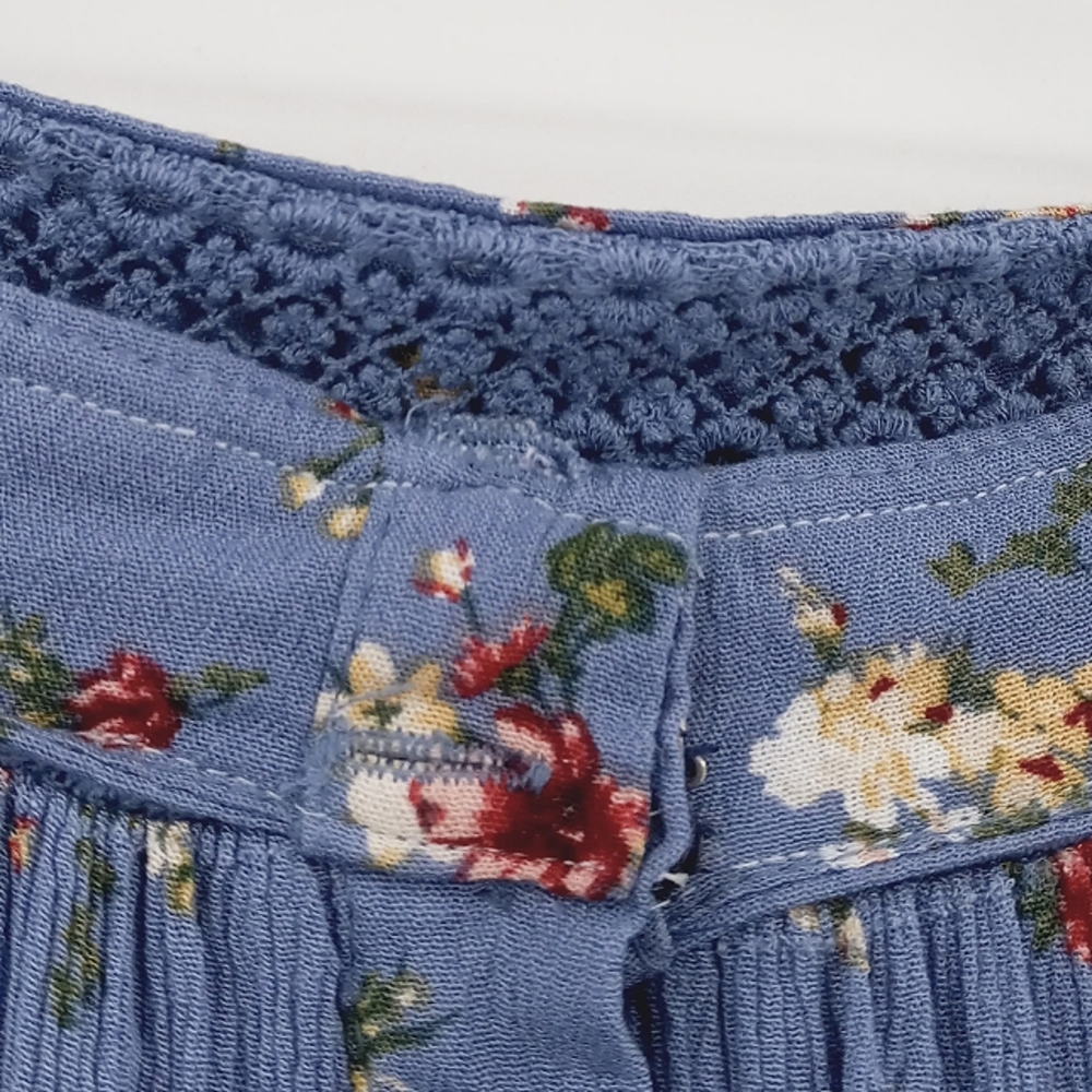 VINTAGE Cottagecore Lace Panel Detail Floral Creped Button Down Maxi Skirt S - Picture 9 of 10